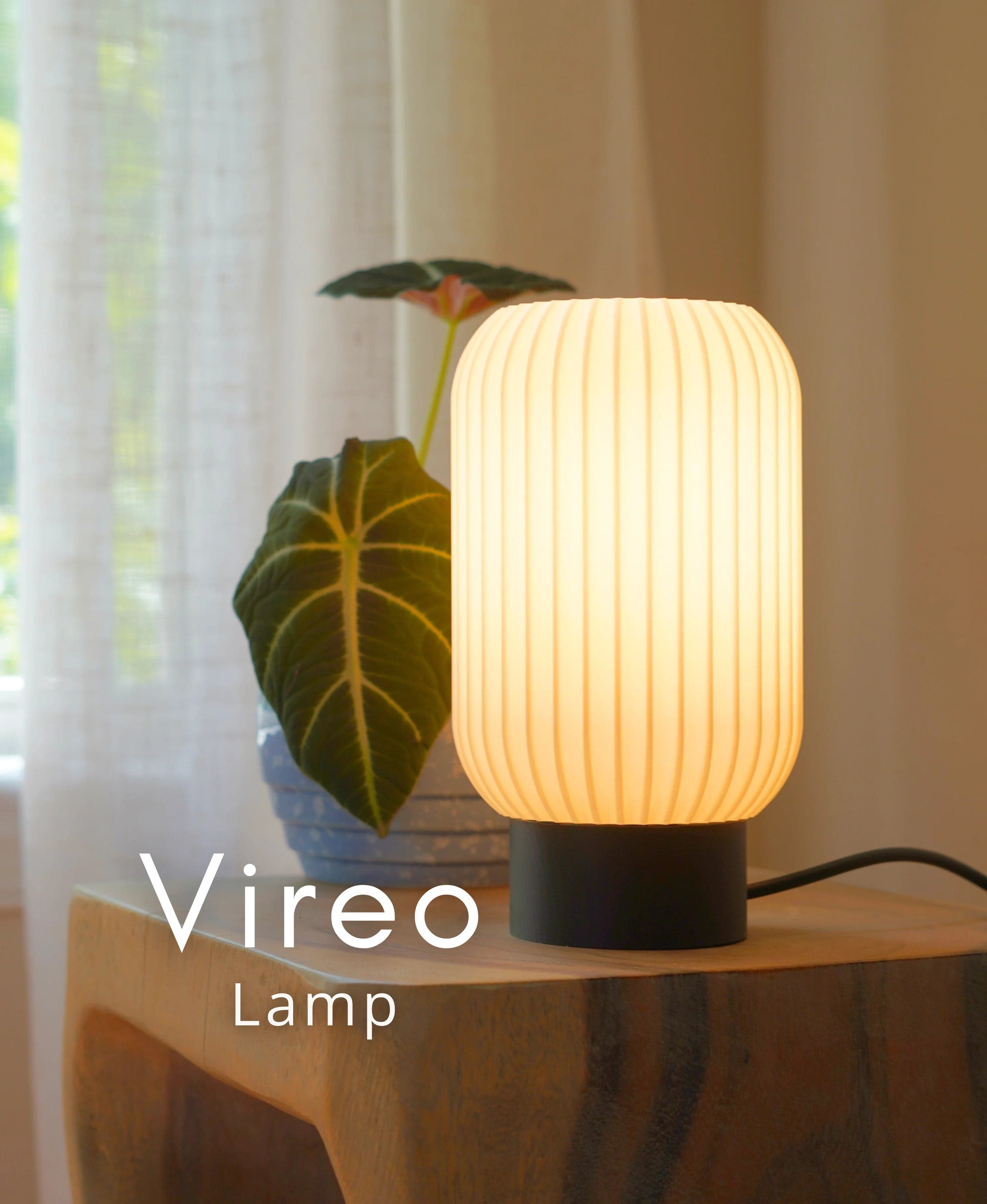 Vireo Lamp
